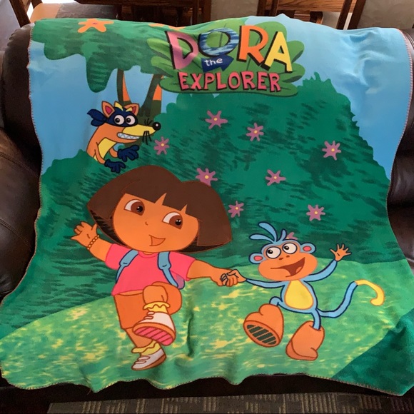 Dora The Explorer Kids Adorable Fleece Throw Blanket - Picture 13 of 16